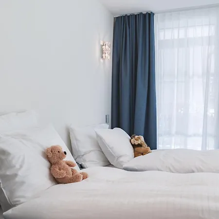 Mirabeau Etoile Готель 4*