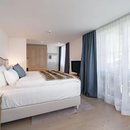 Mirabeau Etoile فندق