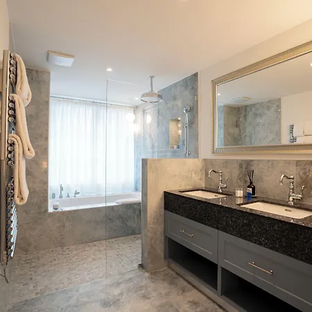 Готель Mirabeau Etoile 4*