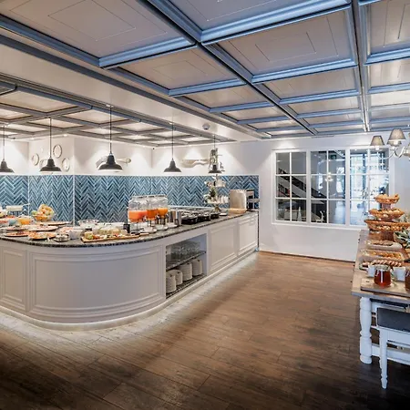 Mirabeau Etoile Szálloda 4*