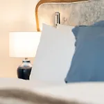 מלון Mirabeau Etoile 4*