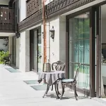 Mirabeau Etoile Hotel 4*