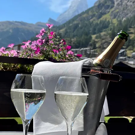 Mirabeau Etoile Hotell 4*