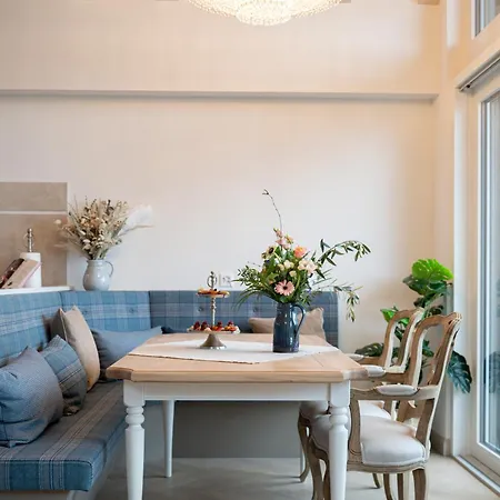 Mirabeau Etoile Hotell