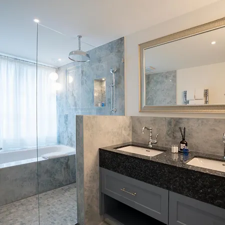 Mirabeau Etoile Hotell